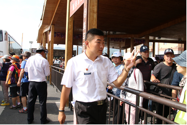 季節(jié)性協(xié)管員 在服務(wù)一線學榜樣