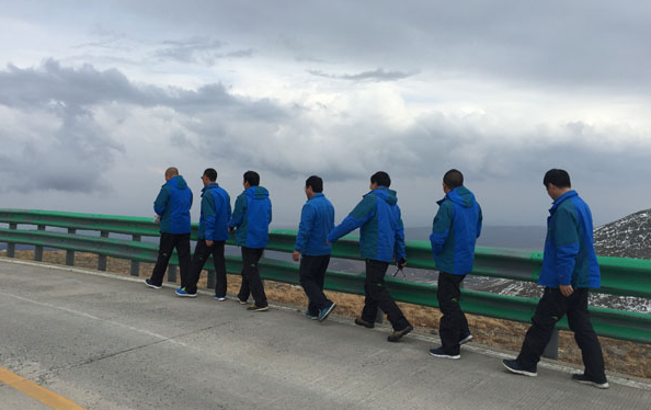 景區(qū)運營一部第八組榮獲9月份優(yōu)秀班組