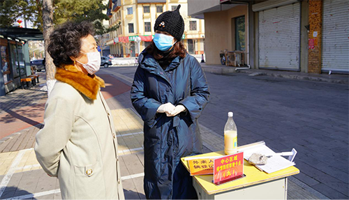 【最美逆行者】戰(zhàn)疫女神，節(jié)日快樂